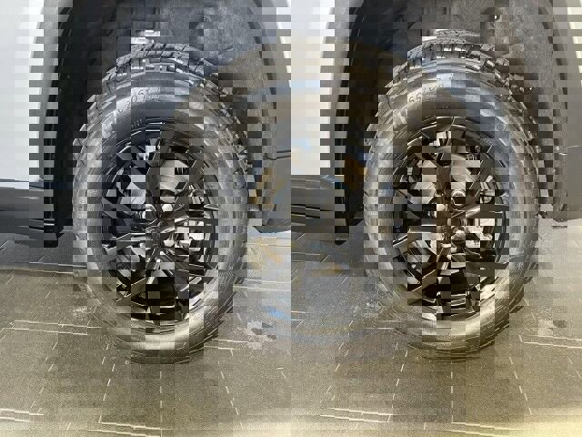 Used 2024 Jeep Grand Cherokee Altitude image 36