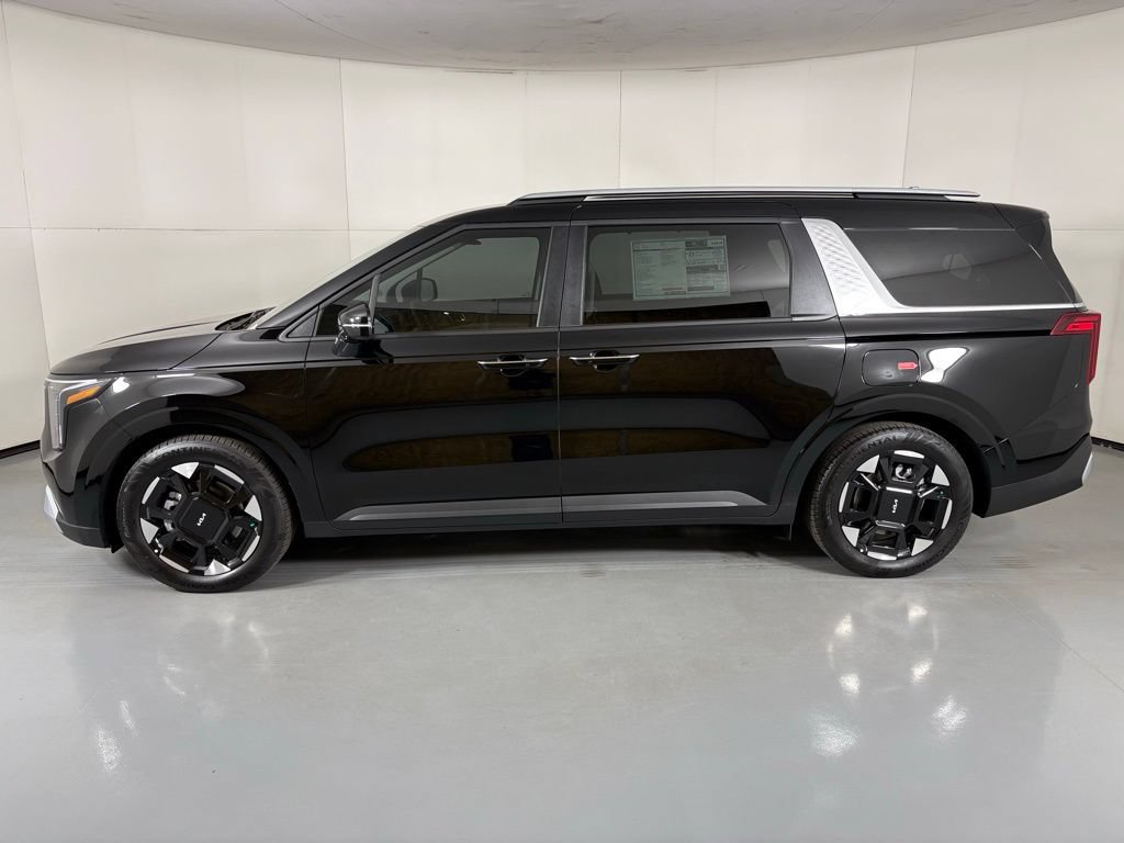New 2026 Kia Carnival EX FWD image 5