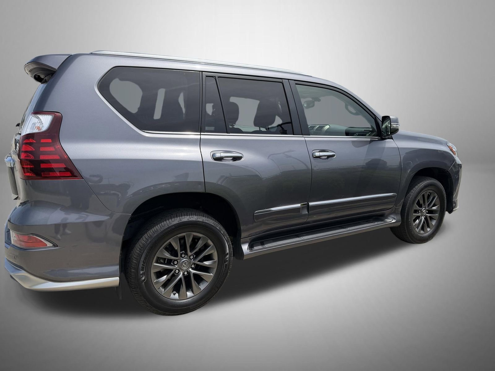 Used 2018 Lexus GX 460 Premium AWD/4WD image 3