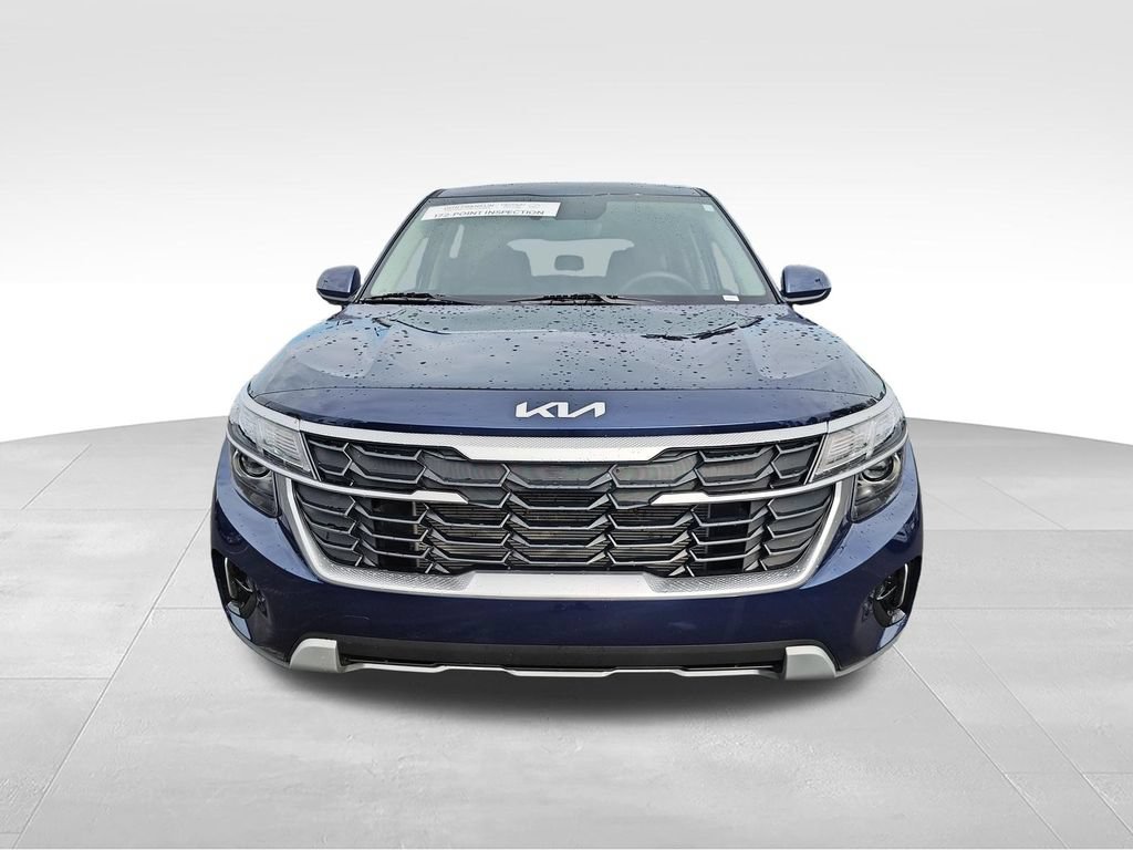 Used 2026 Kia Seltos LX FWD image 8