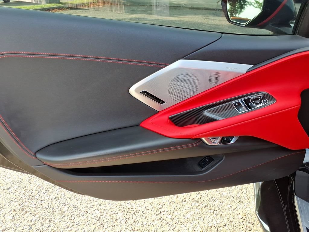 Used 2022 Chevrolet Corvette Stingray Preferred Cpe w/ Z51 Performance Package RWD image 12