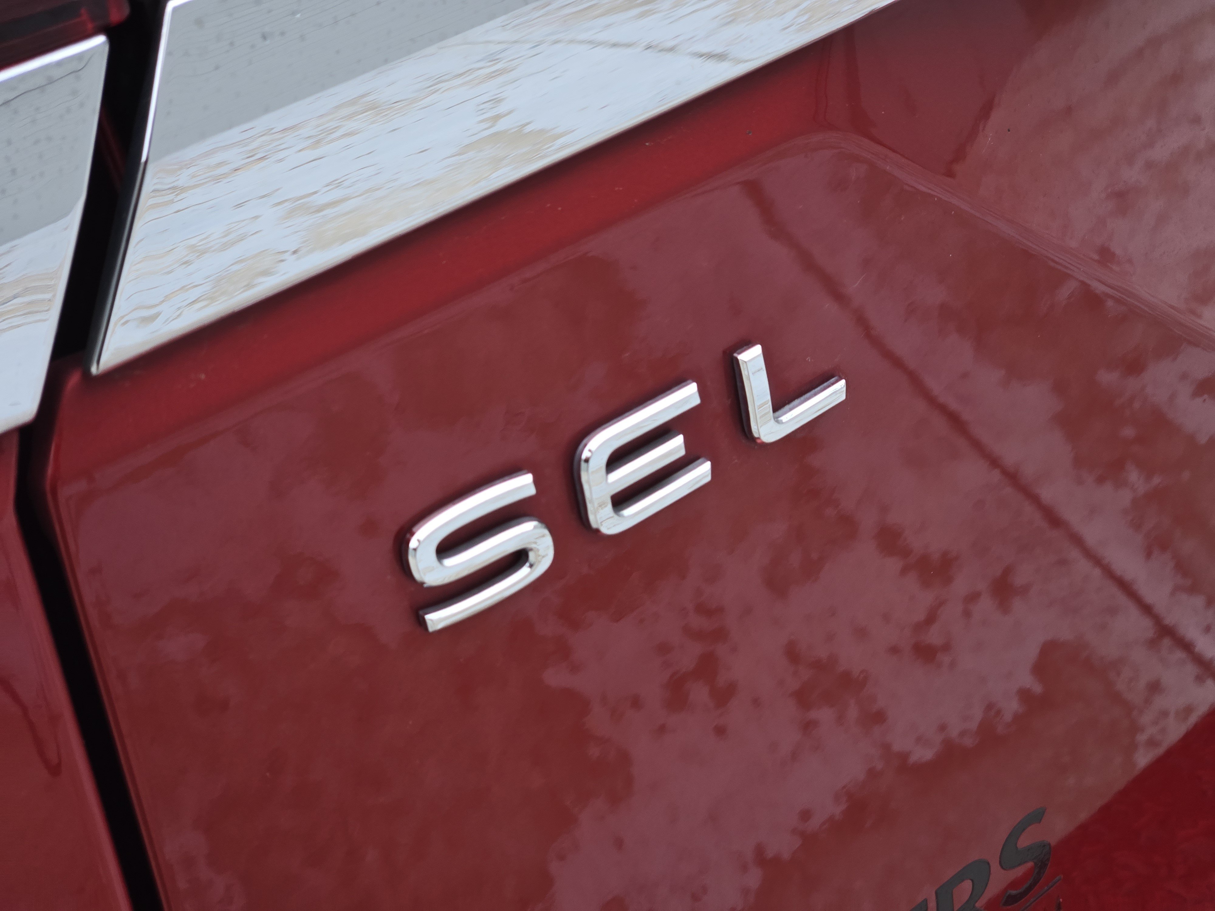 Used 2024 Volkswagen Atlas SEL AWD/4WD image 13