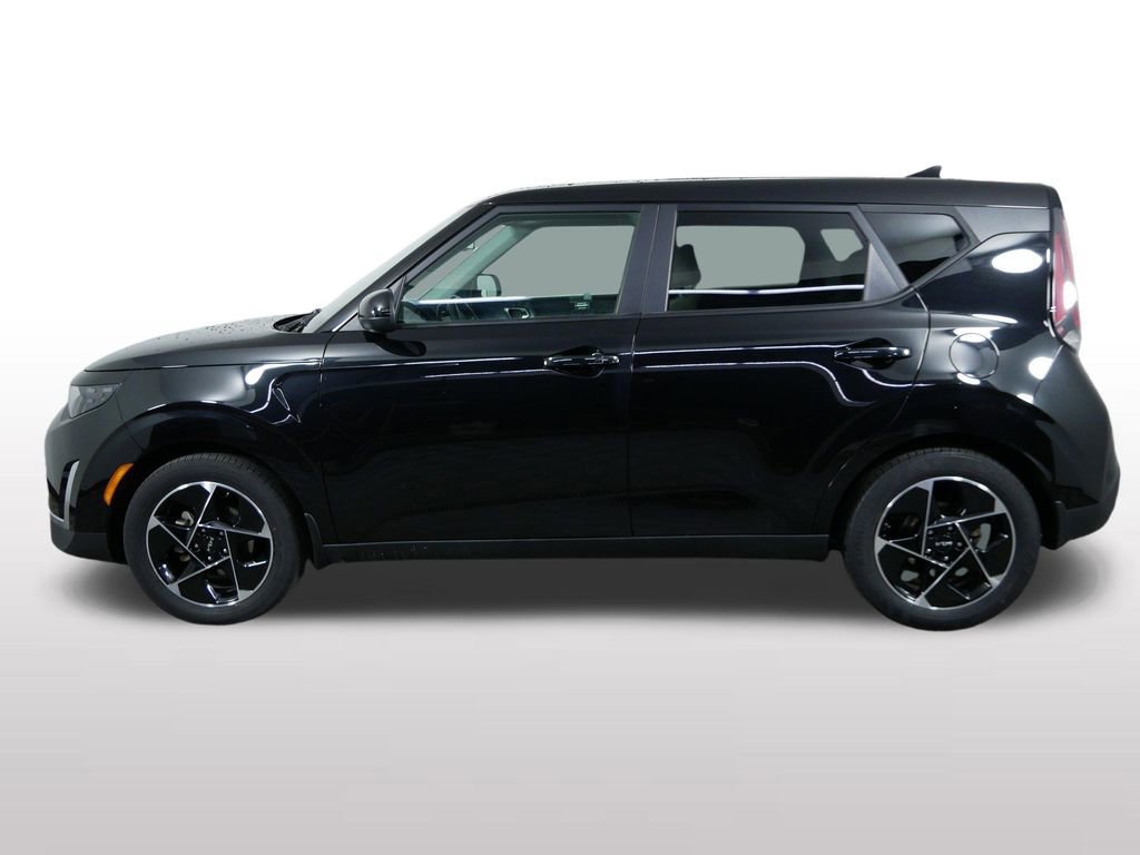 Certified 2023 Kia Soul EX image 5