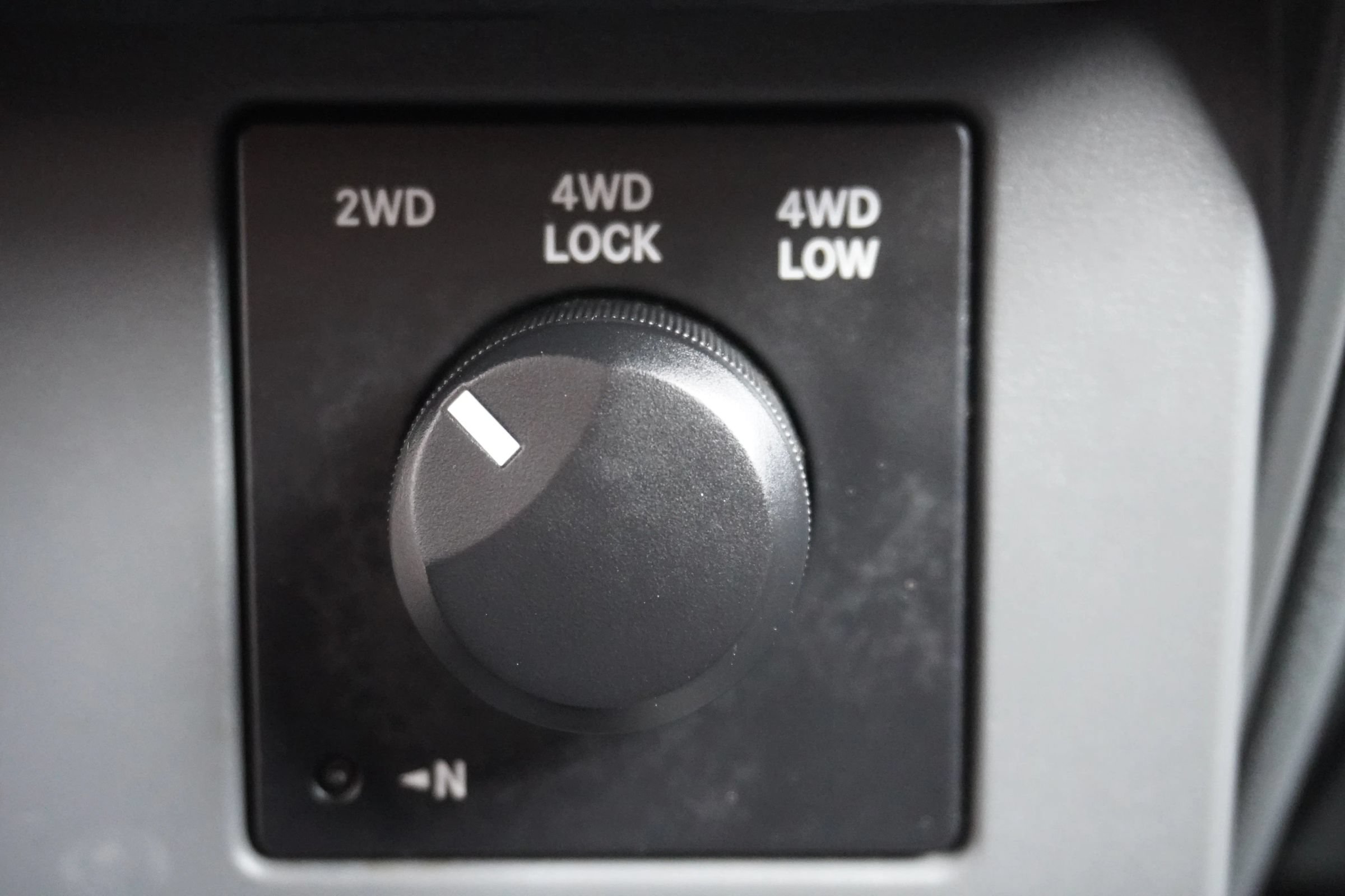 Used 2007 Mitsubishi Raider LS AWD/4WD image 23