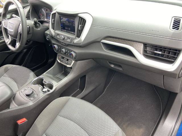 Used 2023 GMC Terrain SLE w/ Driver Convenience Package FWD image 24