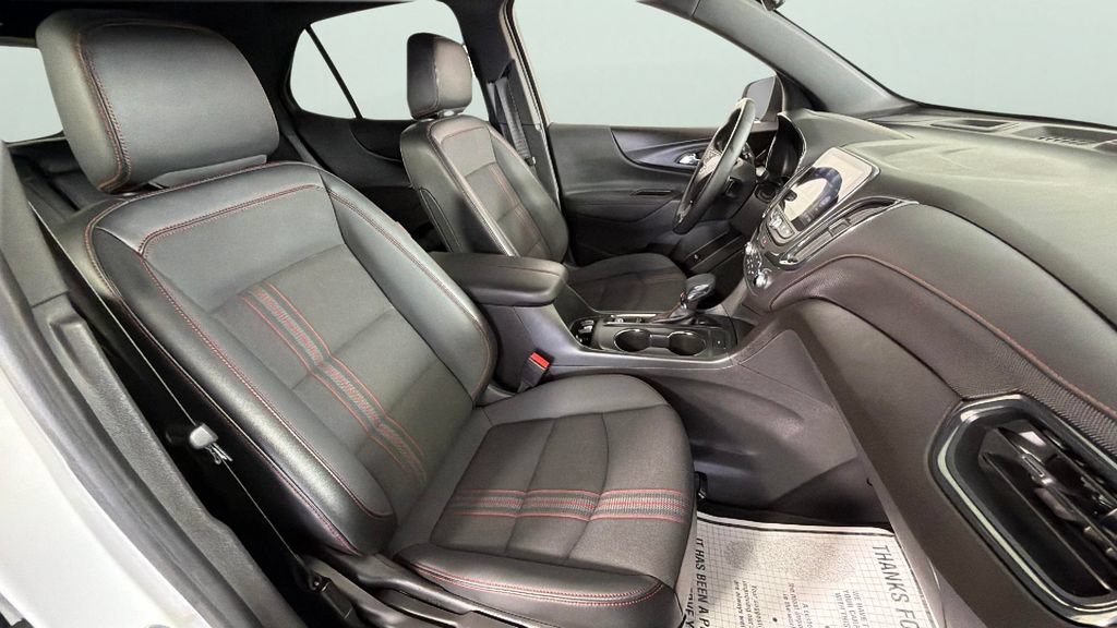 Certified 2024 Chevrolet Equinox RS FWD image 33