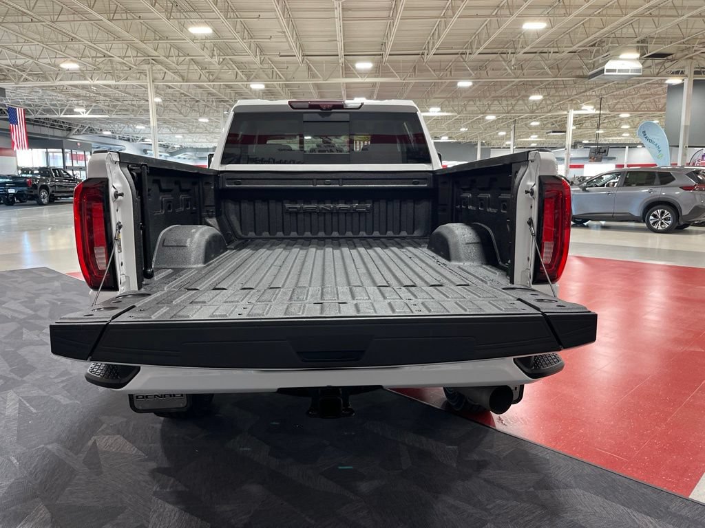 Certified 2021 GMC Sierra 3500 Denali w/ Denali Ultimate Package AWD/4WD image 5