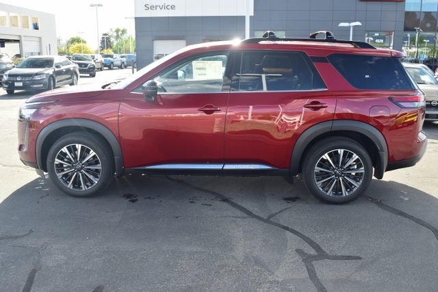 New 2026 Nissan Pathfinder Platinum w/ Cargo Package AWD/4WD image 5