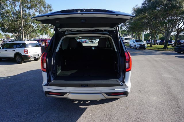 New 2025 Ford Expedition Max Platinum w/ Platinum Ultimate Package image 18