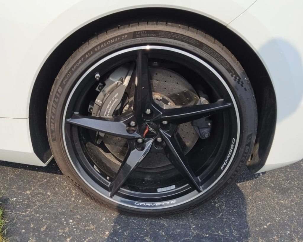 Used 2024 Chevrolet Corvette E-Ray AWD/4WD image 6