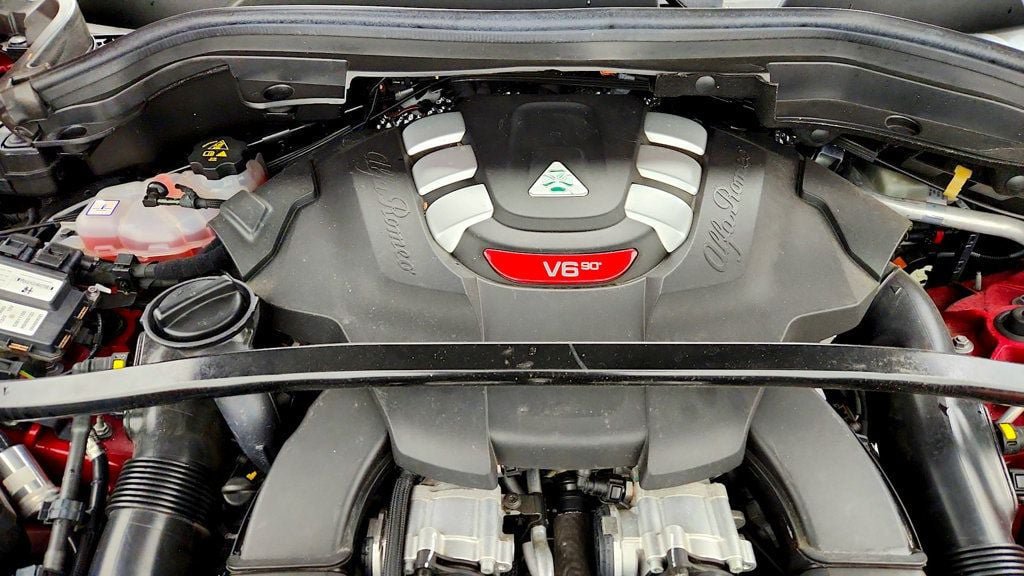 Used 2022 Alfa Romeo Stelvio Quadrifoglio w/ Active Assist Plus Package AWD/4WD image 28