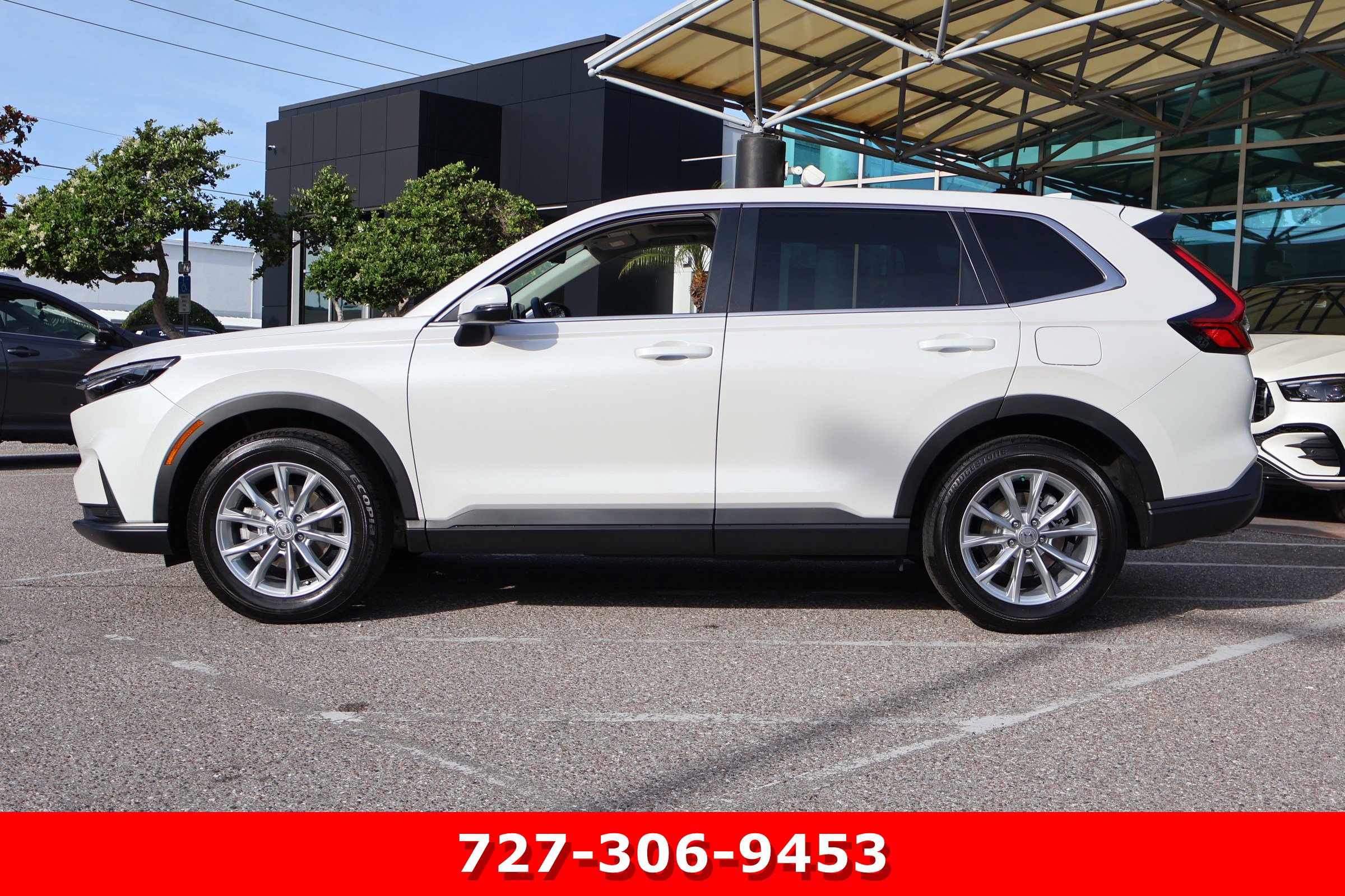 Used 2025 Honda CR-V EX-L image 6