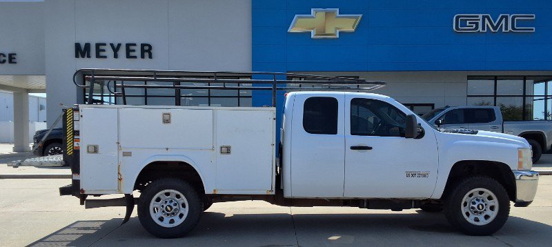 Used 2011 Chevrolet Silverado 3500 W/T AWD/4WD image 1