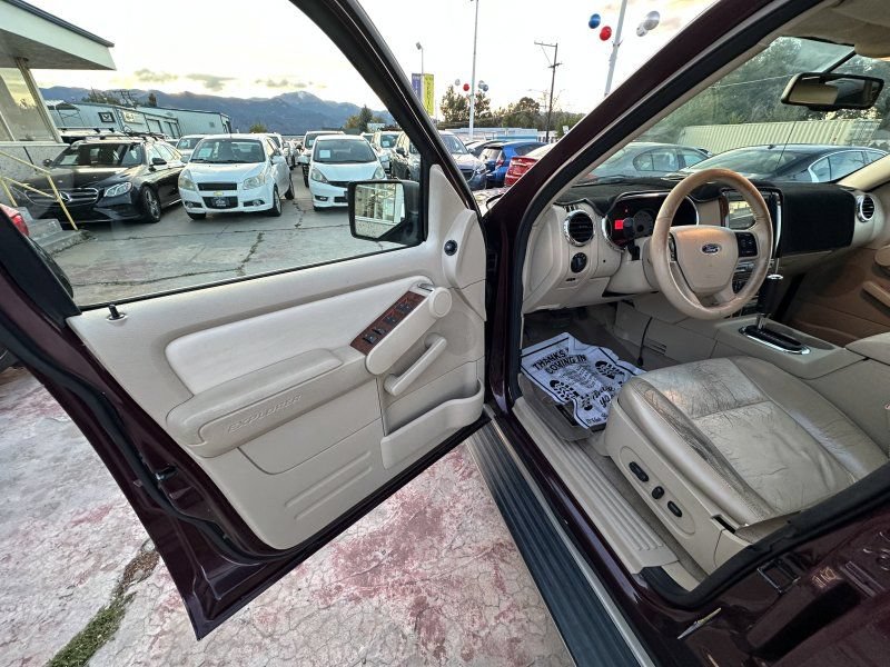 Used 2006 Ford Explorer Eddie Bauer RWD image 12