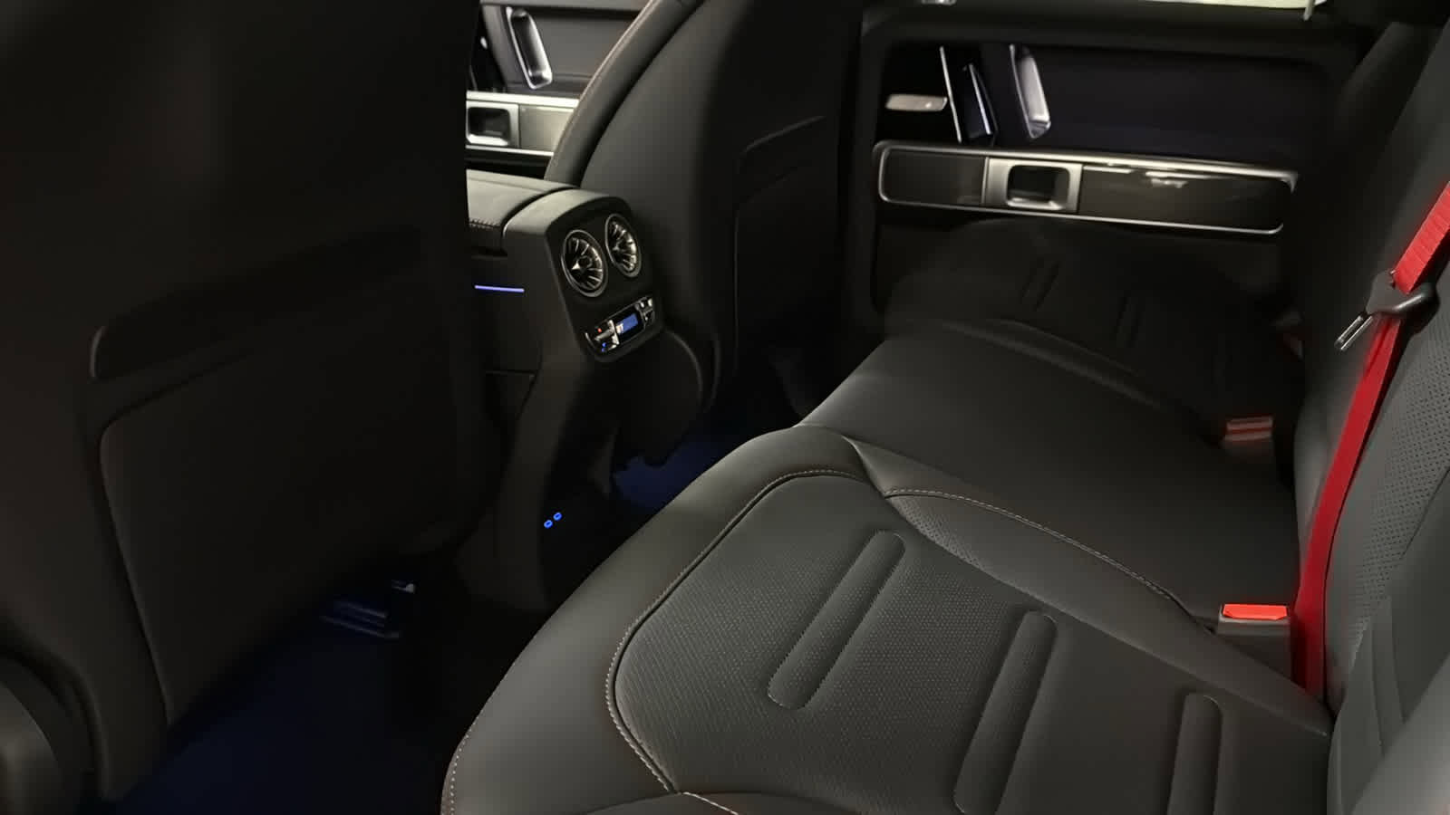 New 2026 Mercedes-Benz G 550 image 29