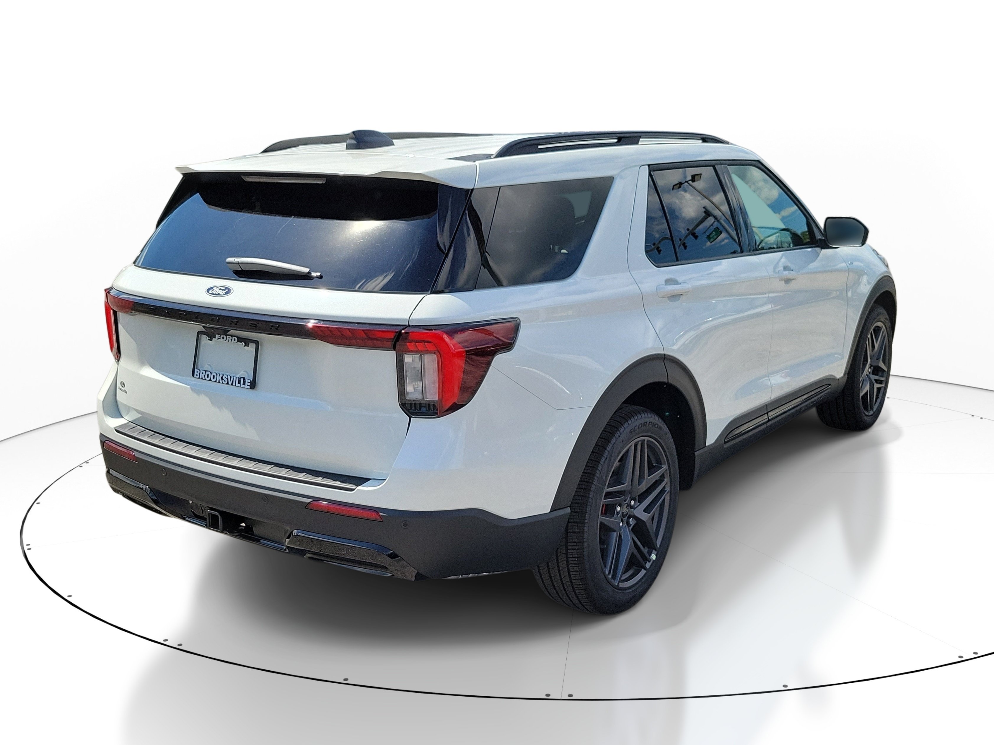 New 2027 Ford Explorer ST-Line w/ Premium Package RWD image 2