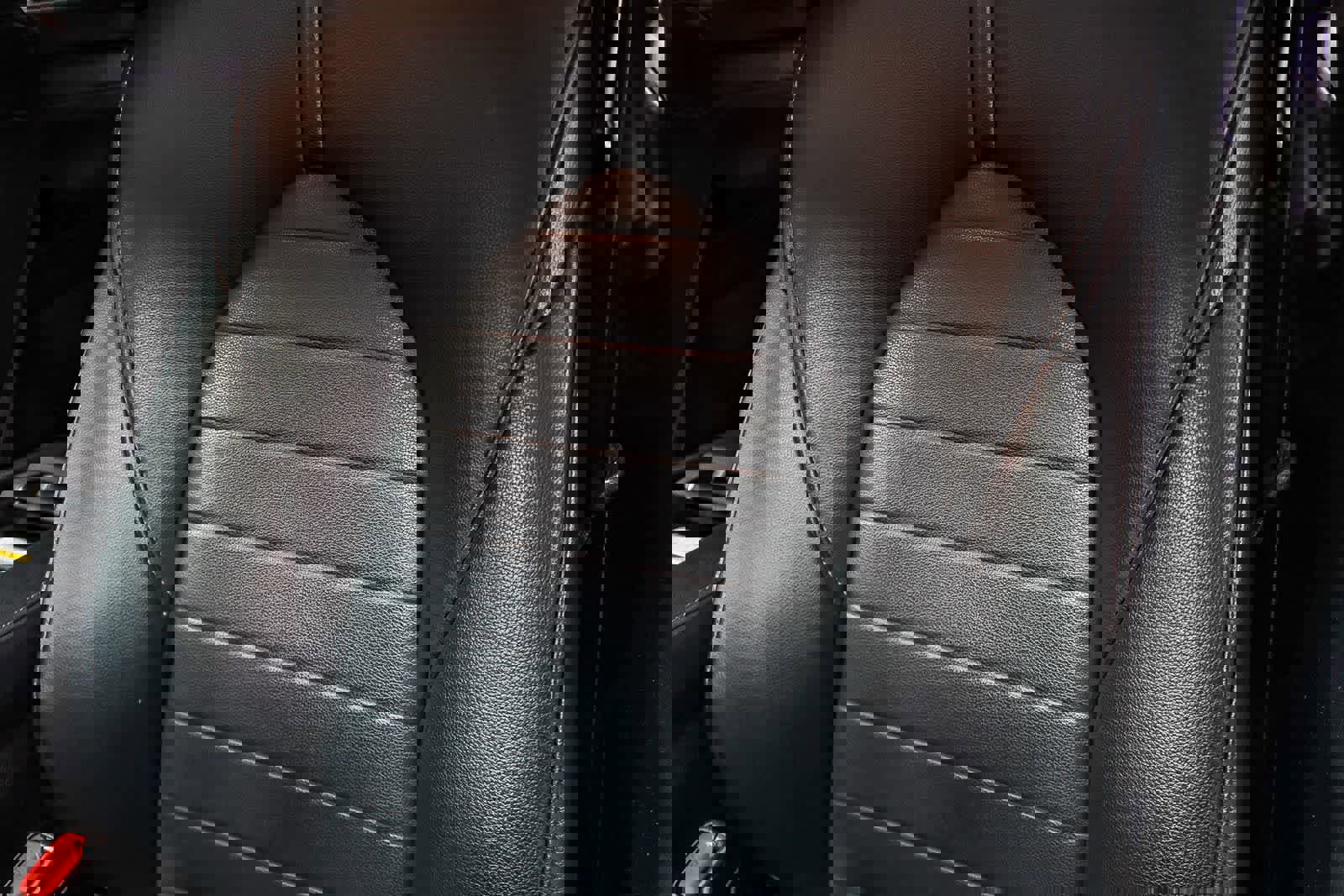 Used 2021 Toyota Highlander XLE image 28