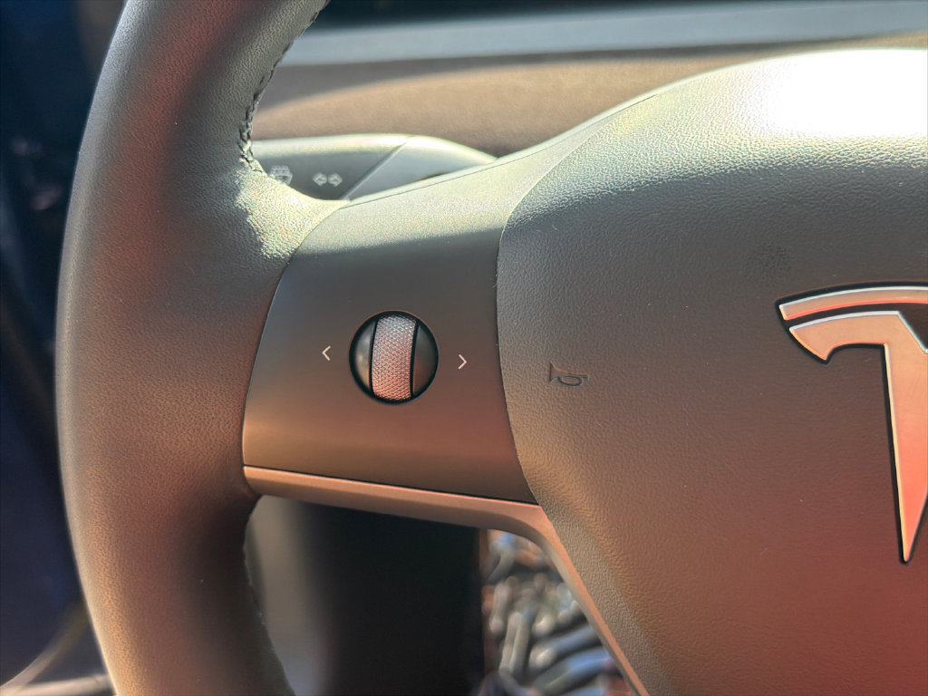 Used 2021 Tesla Model 3 Standard Range Plus RWD image 25