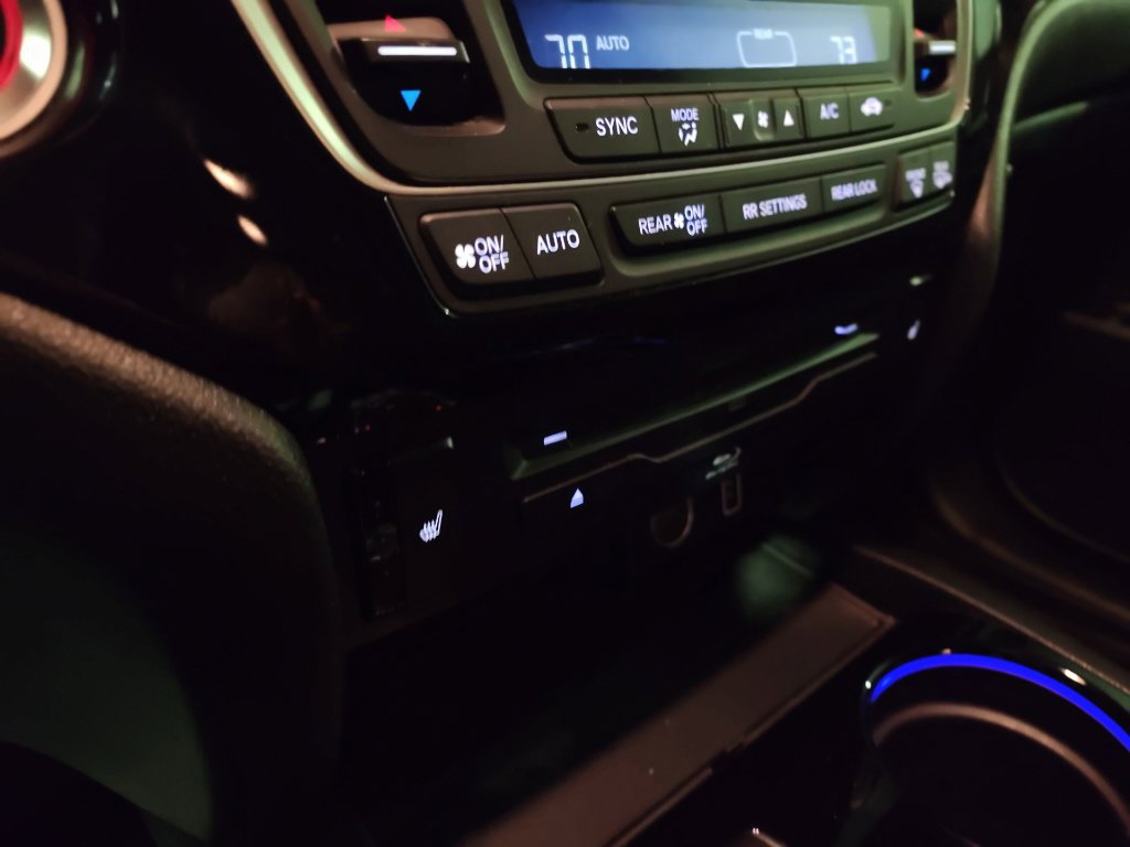 Used 2021 Honda Pilot Touring image 12