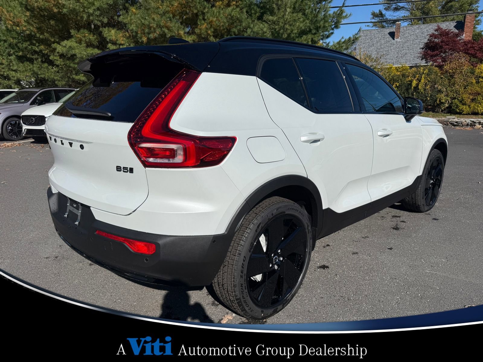 Used 2026 Volvo XC40 B5 Ultra w/ Protection Package Premier image 8