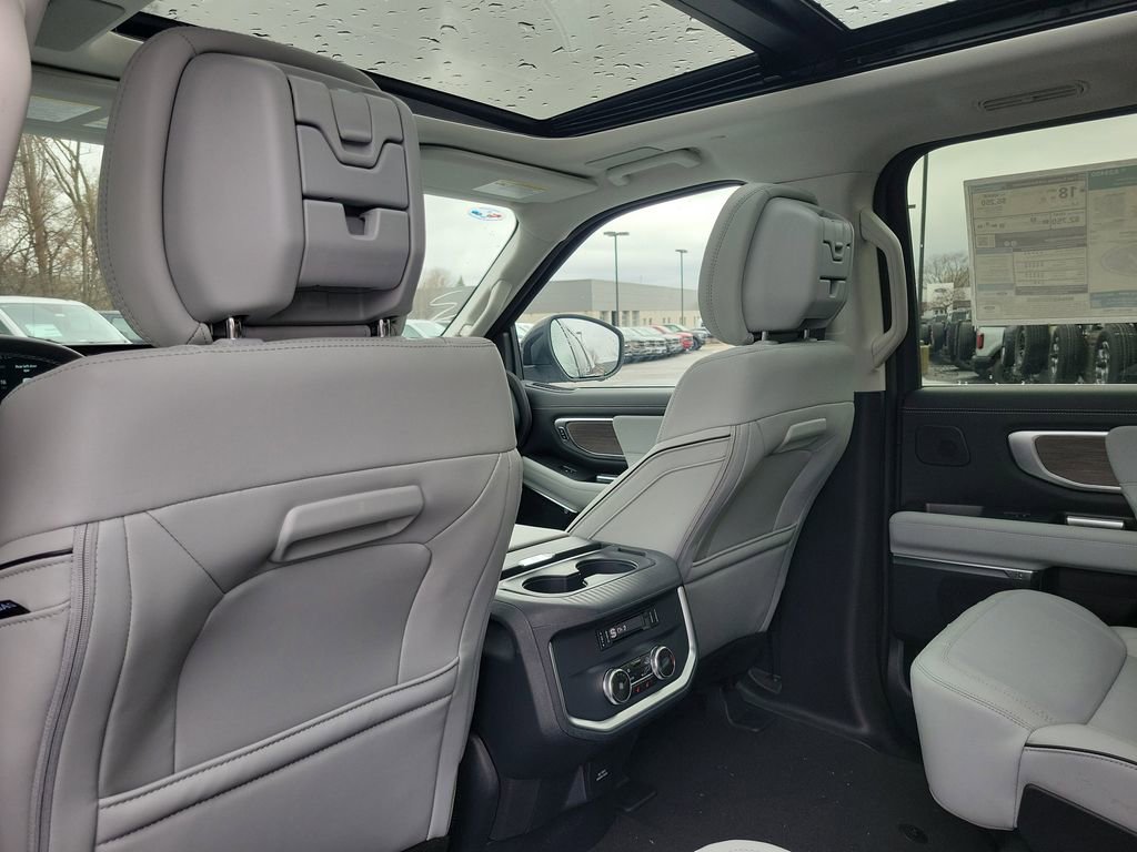 New 2026 Ford Expedition Max Platinum AWD/4WD image 39