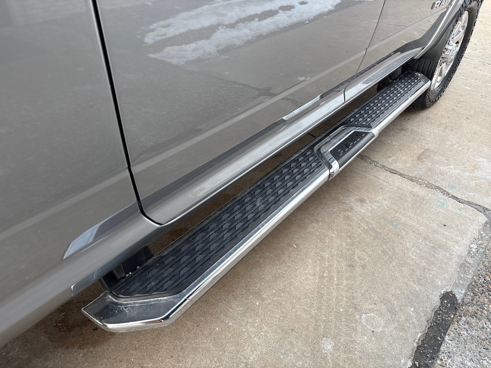 Used 2021 RAM 2500 Laramie image 8