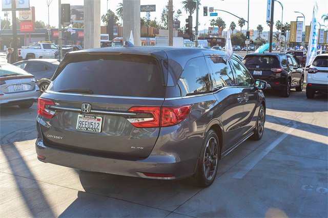 Used 2023 Honda Odyssey Elite image 5