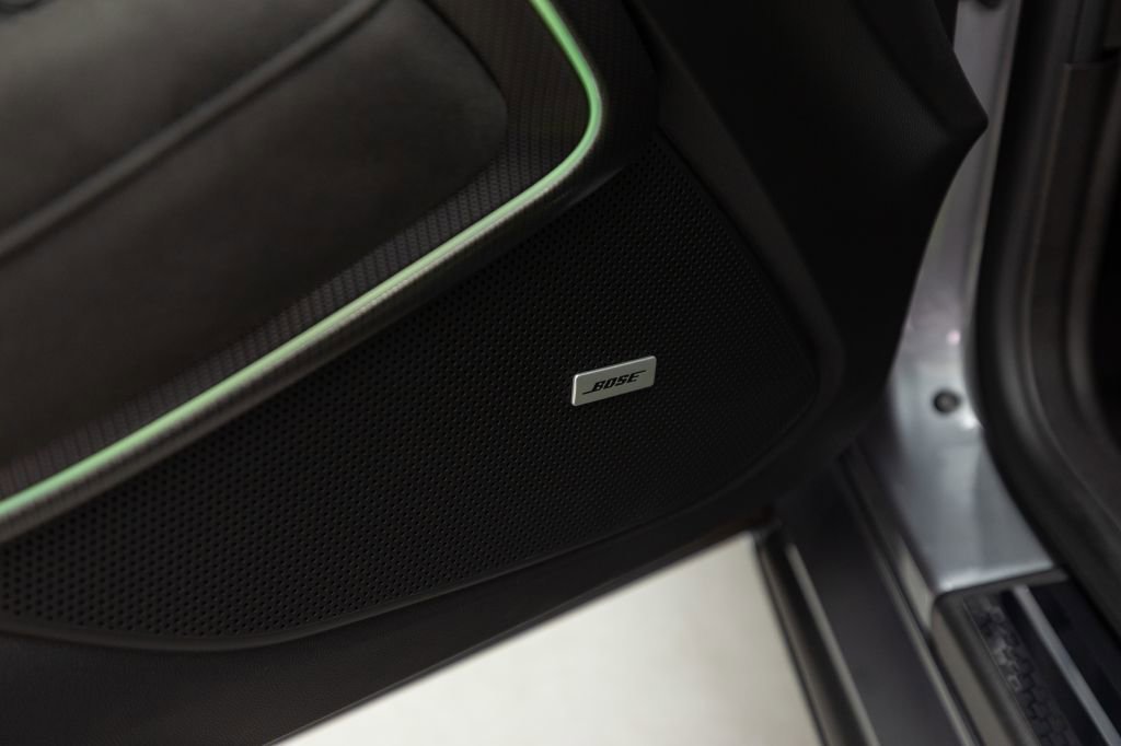 Used 2021 Chevrolet Camaro SS image 34