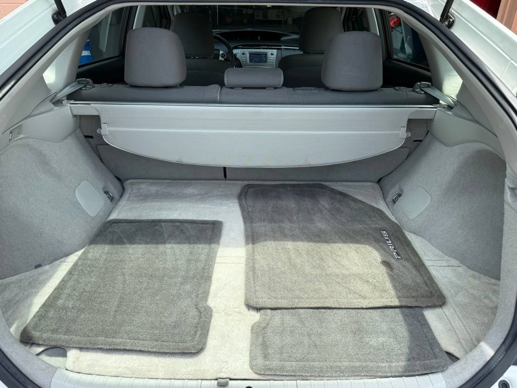 Used 2015 Toyota Prius Three FWD image 12