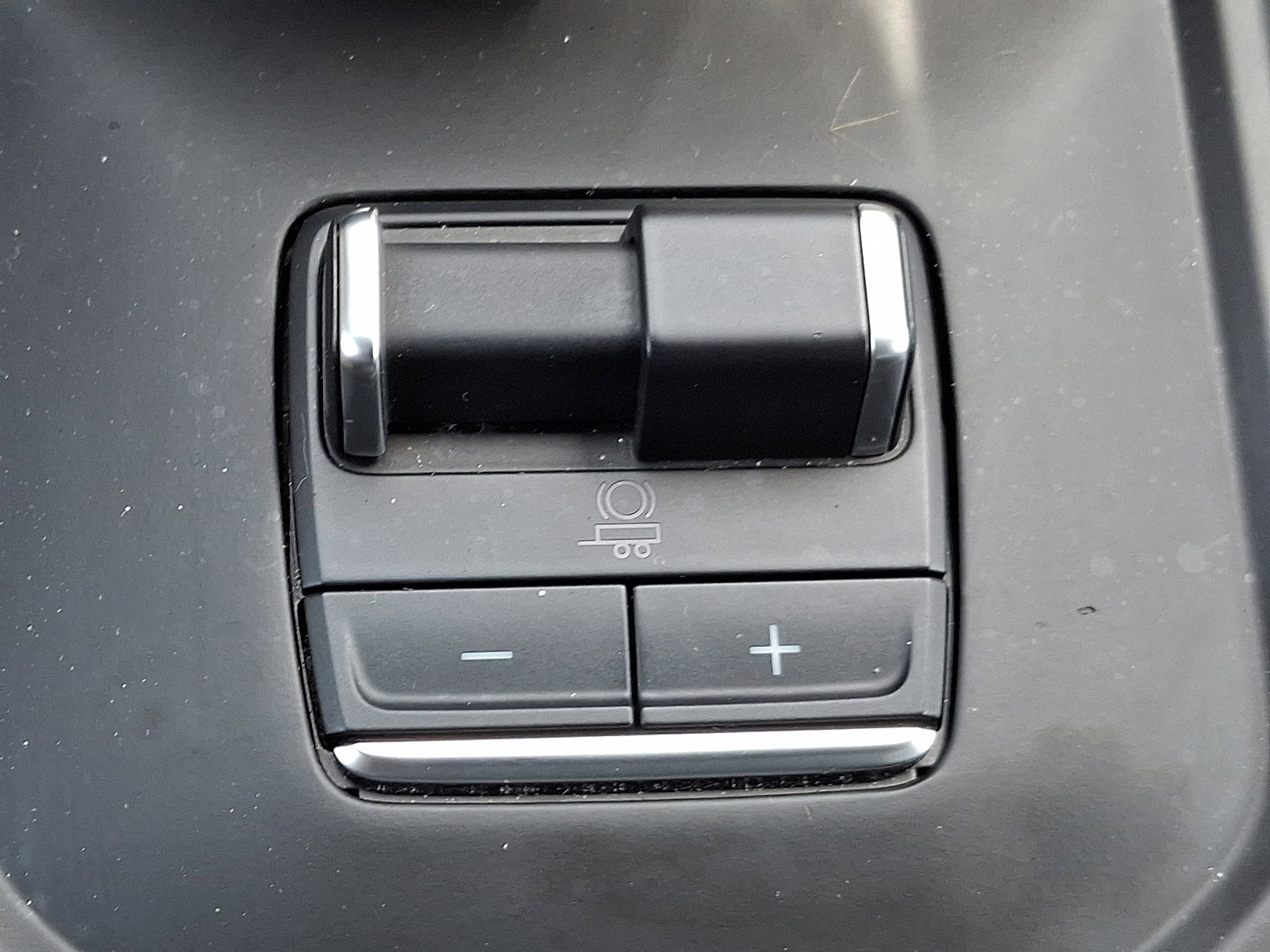 Used 2023 GMC Sierra 1500 AT4 w/ Technology Package AWD/4WD image 26