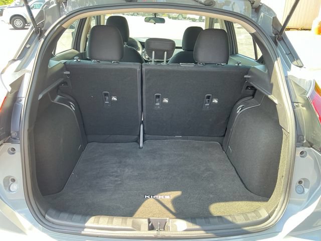 Used 2024 Nissan Kicks SV FWD image 17