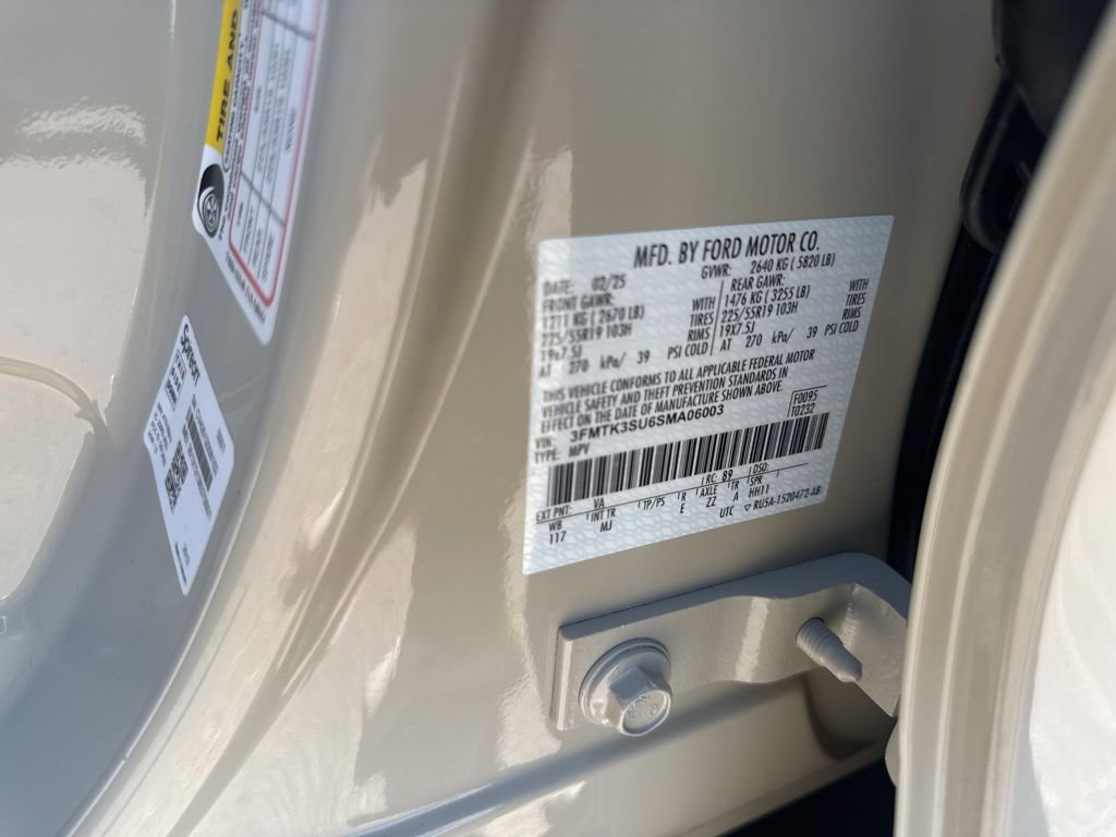 Used 2025 Ford Mustang Mach-E Premium AWD/4WD image 37