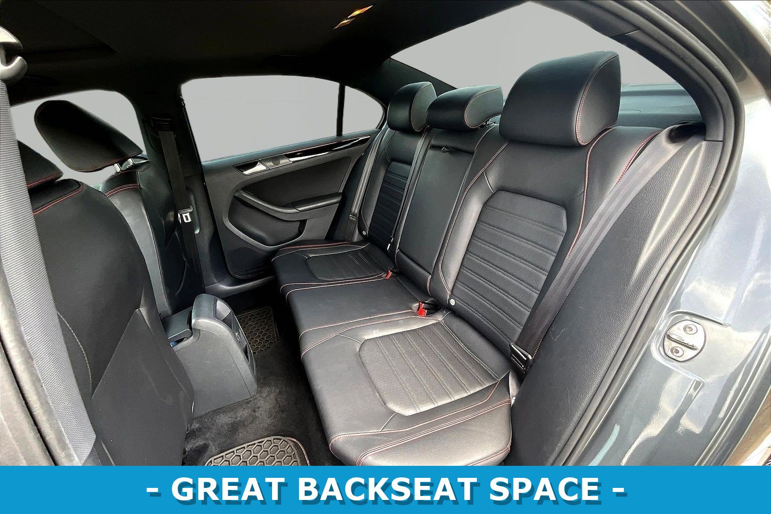 Used 2017 Volkswagen Jetta GLI image 24