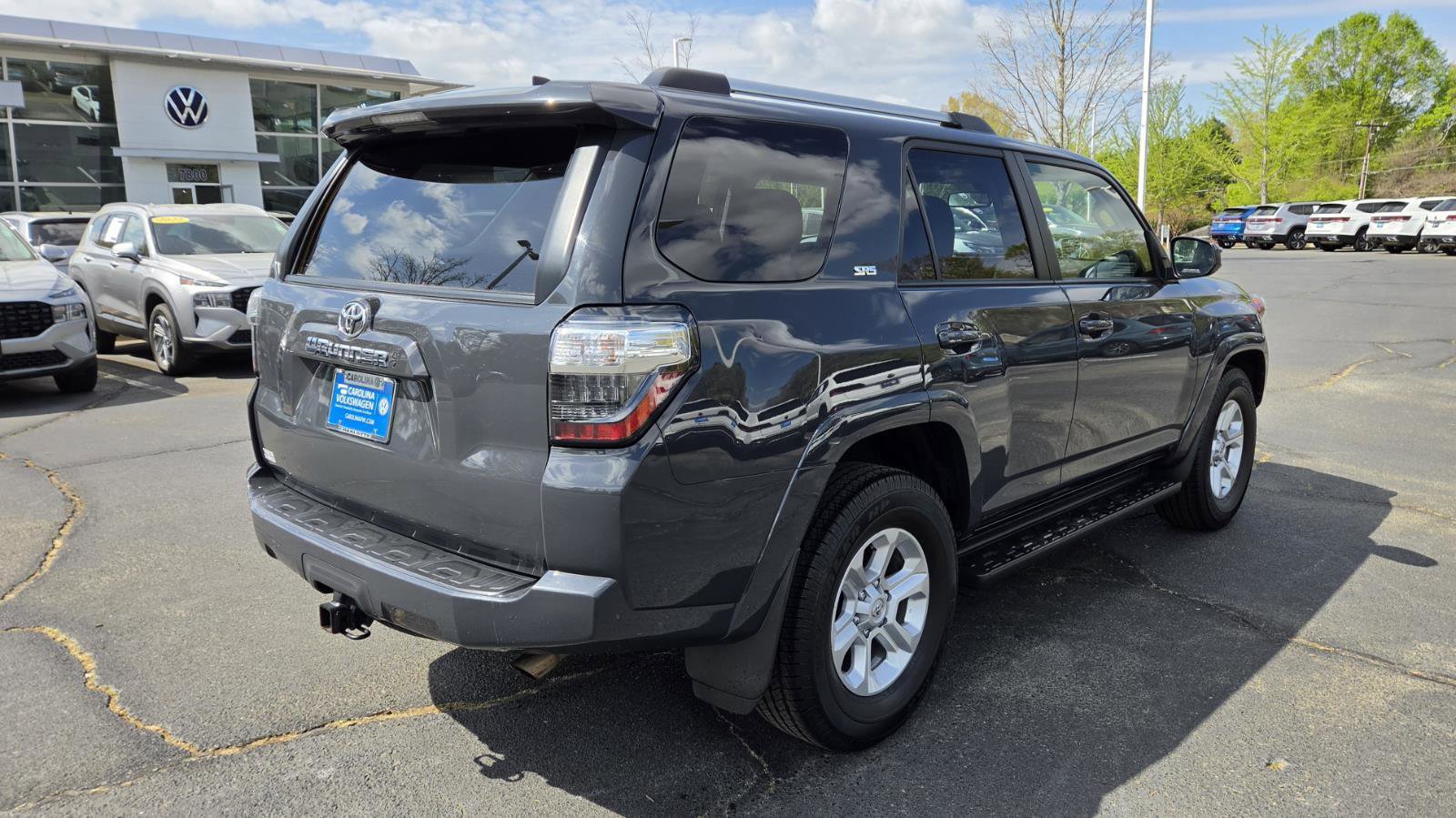 Used 2024 Toyota 4Runner SR5 image 7