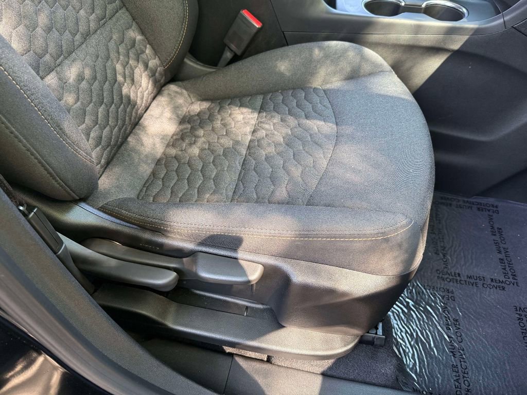 Used 2020 Chevrolet Equinox LT FWD image 15