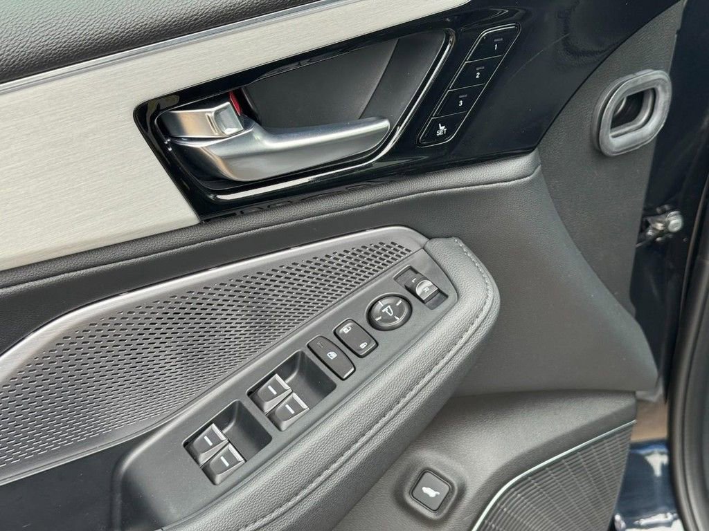 Certified 2026 Acura MDX SH-AWD image 17