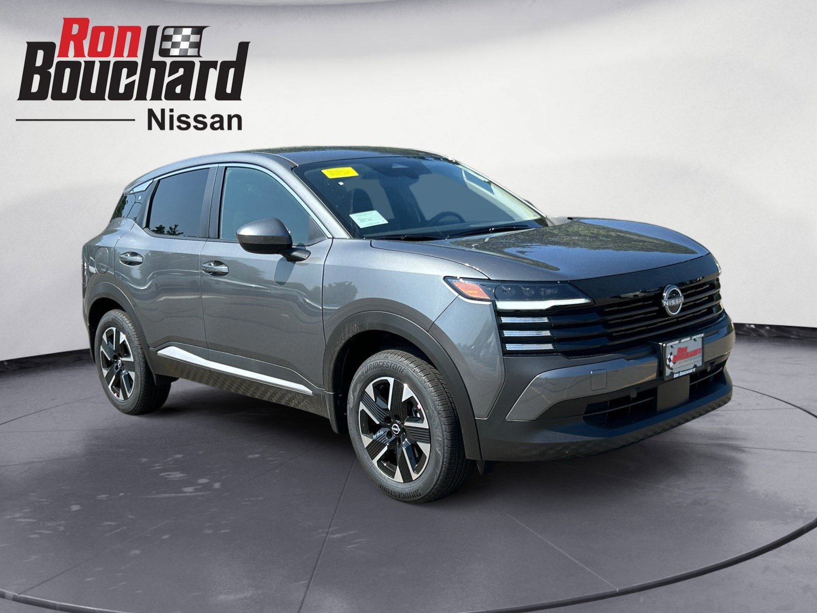 New 2025 Nissan Kicks SV