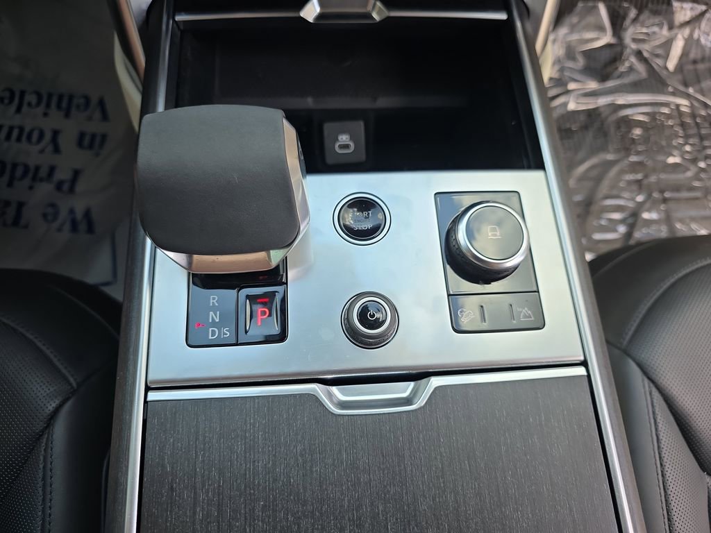Used 2022 Land Rover Range Rover SE AWD/4WD image 27