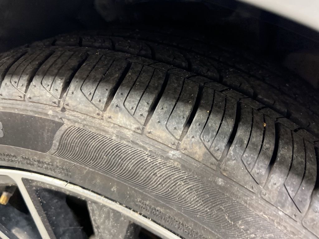 Used 2024 Toyota Camry SE image 33