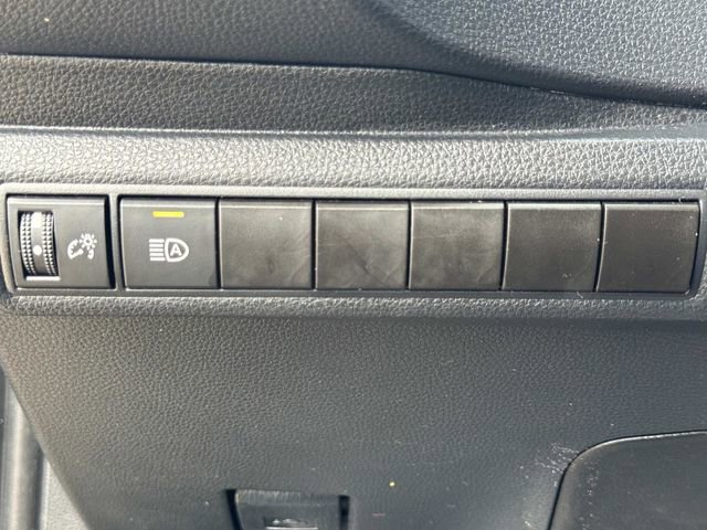 Used 2024 Toyota Corolla SE image 27