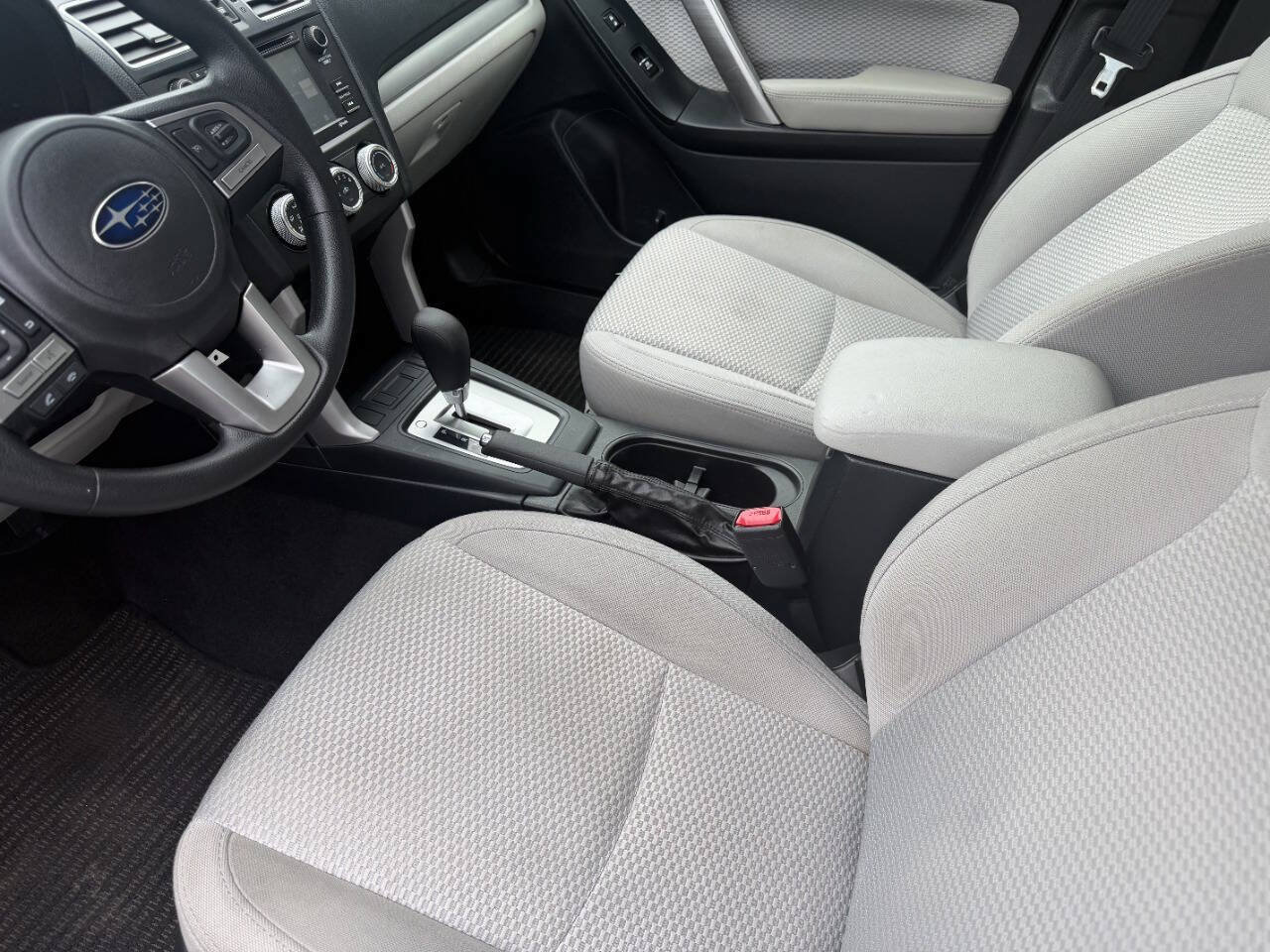 Used 2017 Subaru Forester 2.5i w/ Alloy Wheel Package AWD/4WD image 17