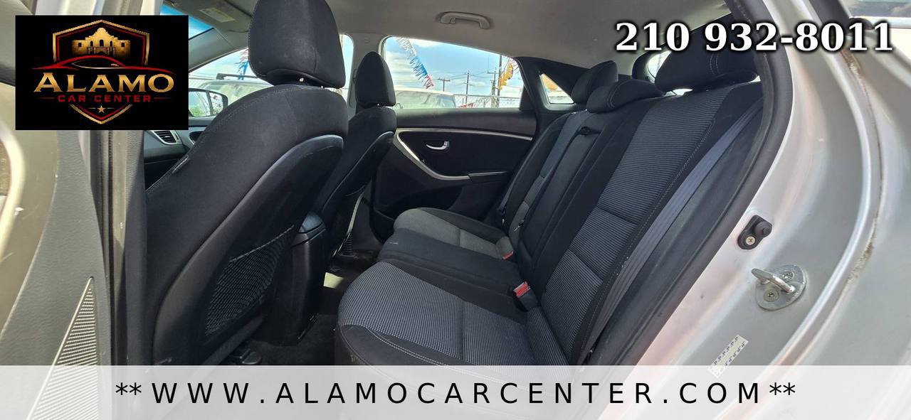 Used 2016 Hyundai Elantra GT FWD image 27