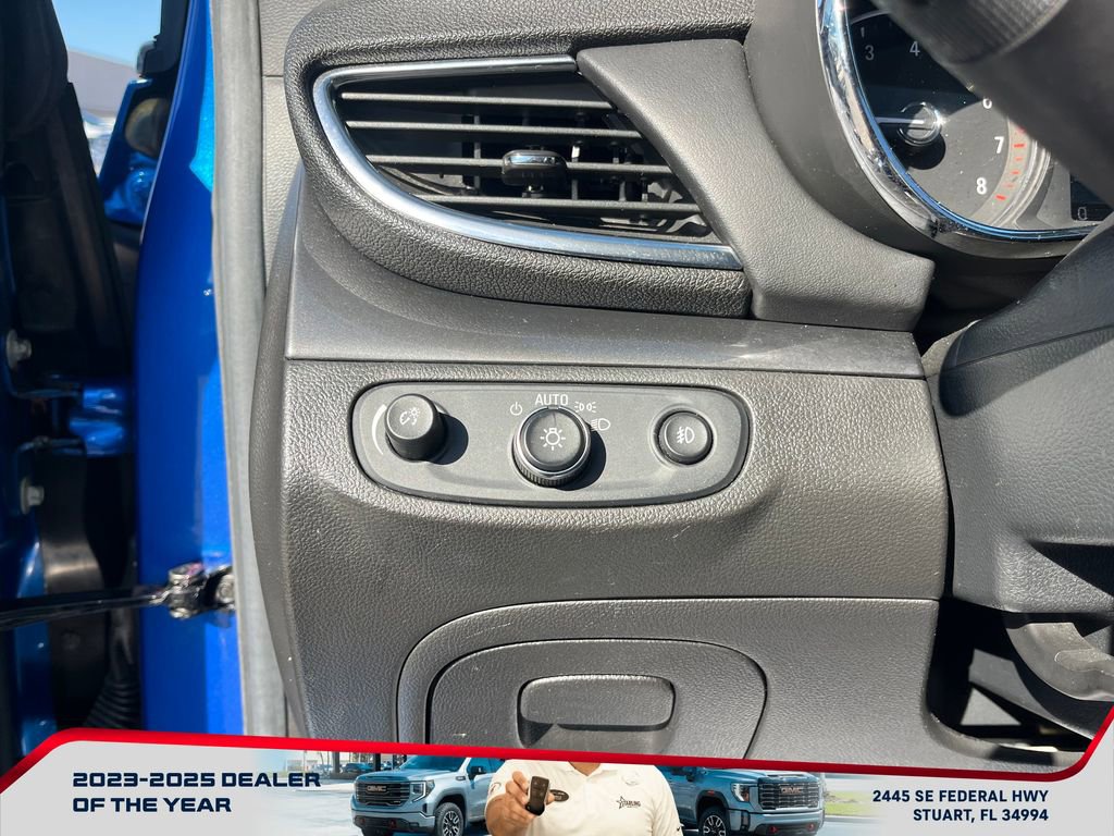 Used 2018 Buick Encore Preferred image 24