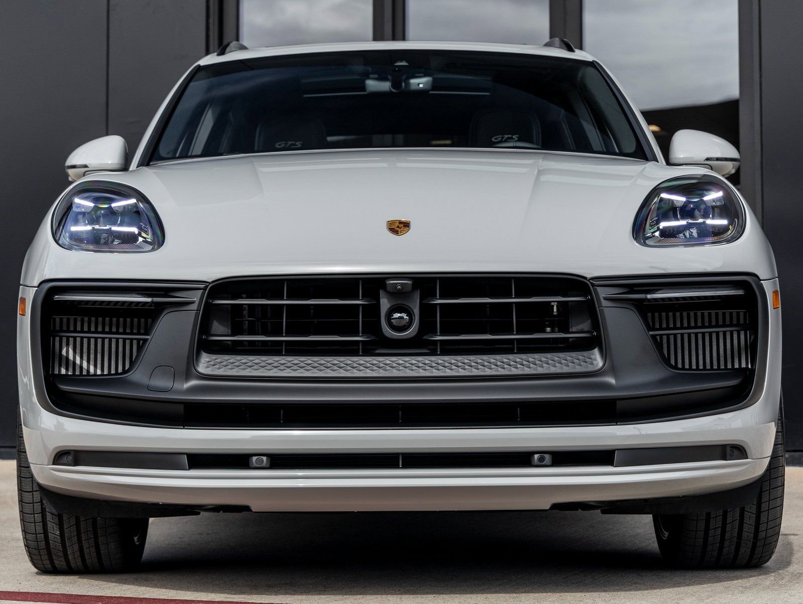 New 2026 Porsche Macan GTS AWD/4WD image 8