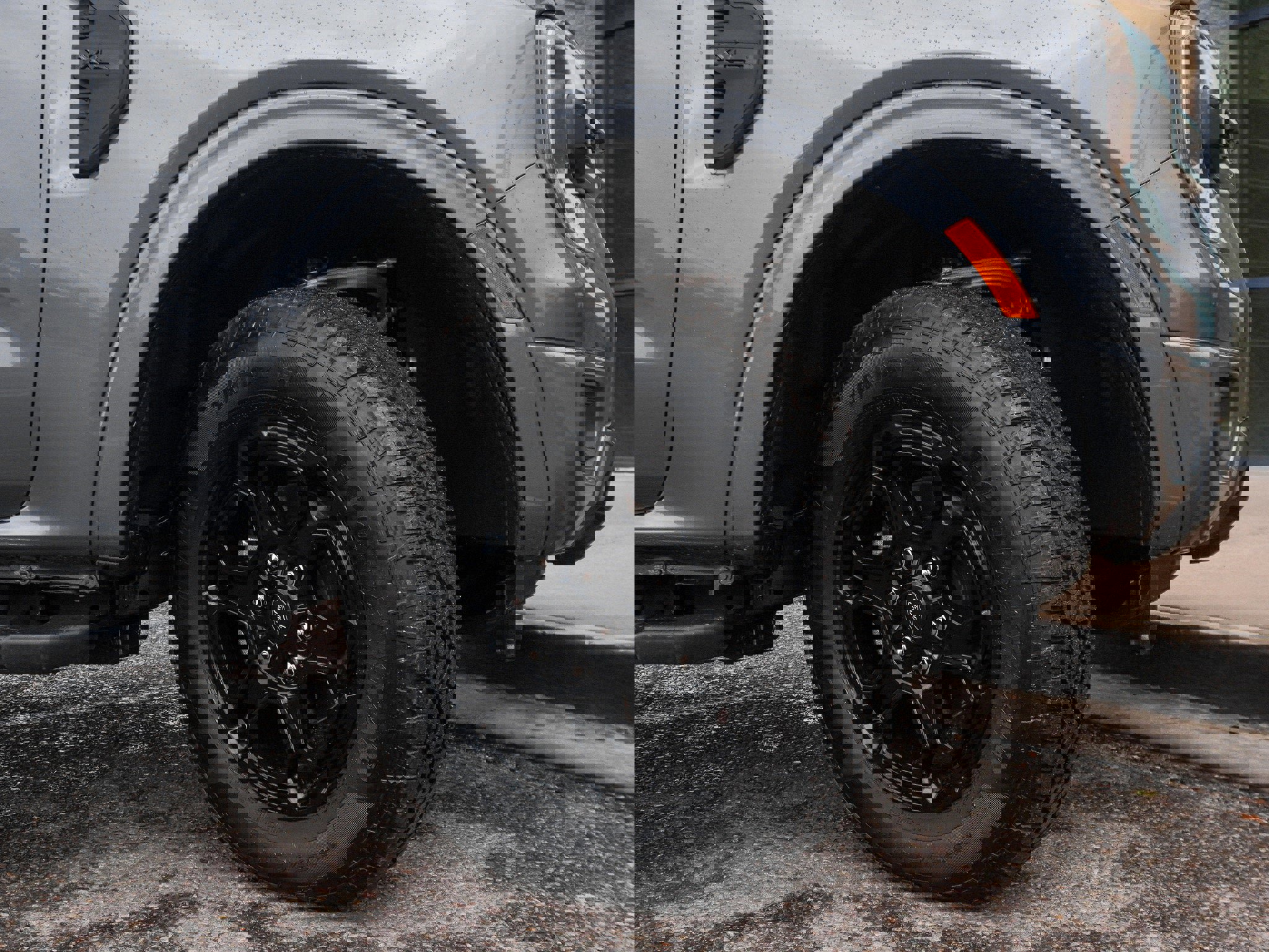 New 2025 Ford Ranger XLT w/ Equipment Group 301A High image 13