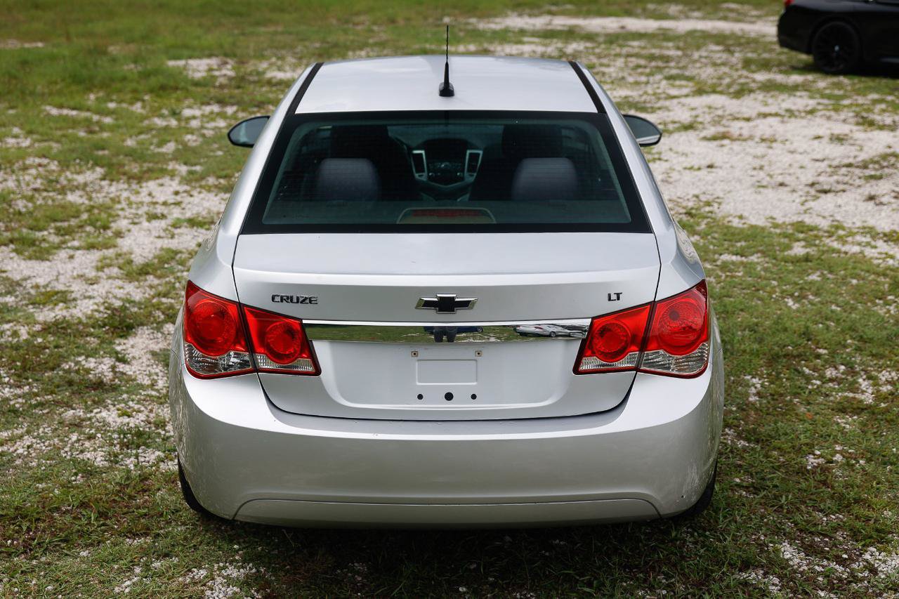 Used 2013 Chevrolet Cruze LT FWD image 9
