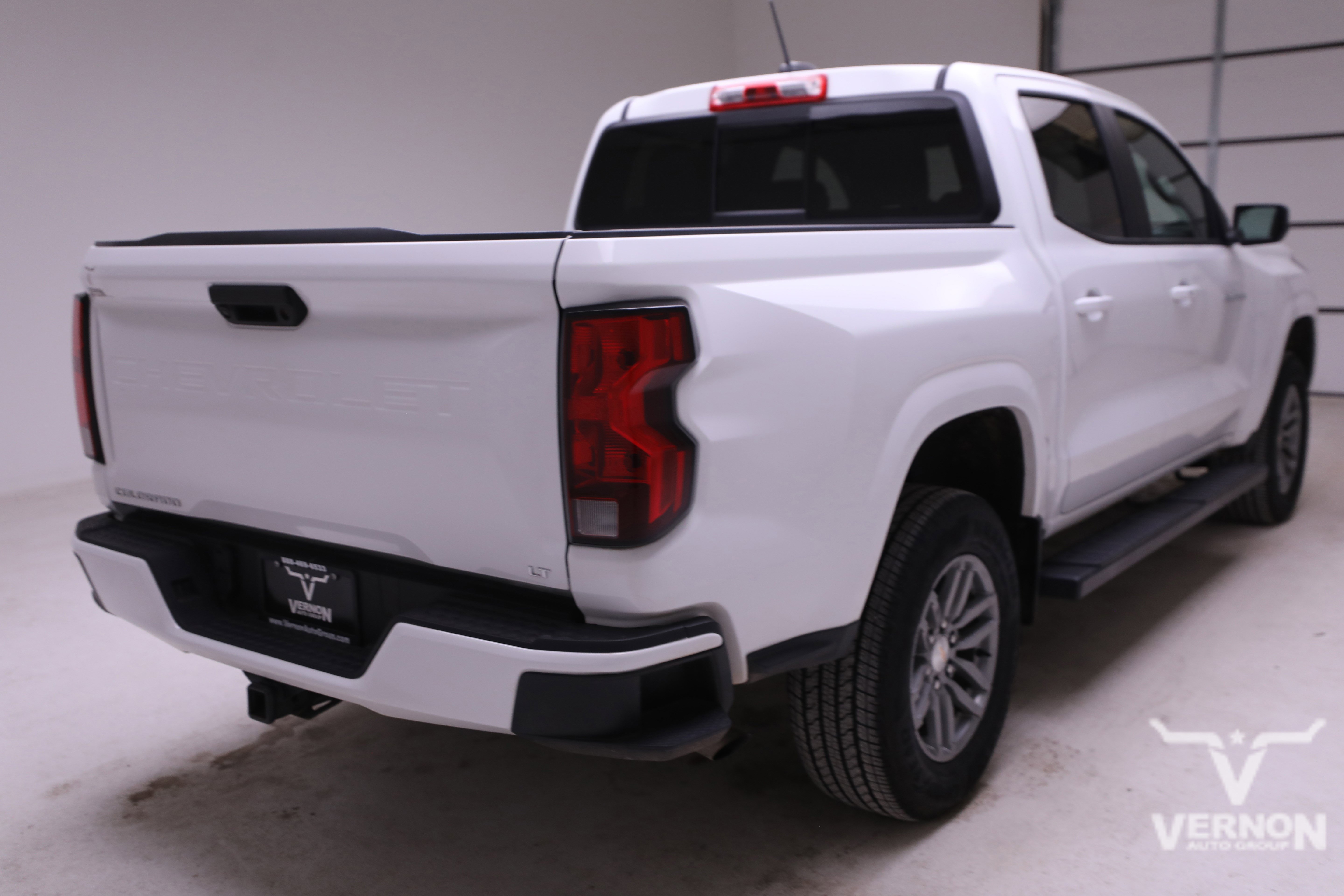 Used 2024 Chevrolet Colorado LT w/ LT Convenience Package image 5