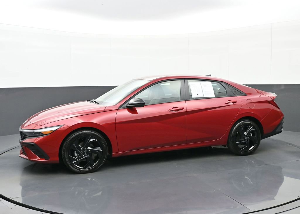 Certified 2026 Hyundai Elantra Sport FWD image 7