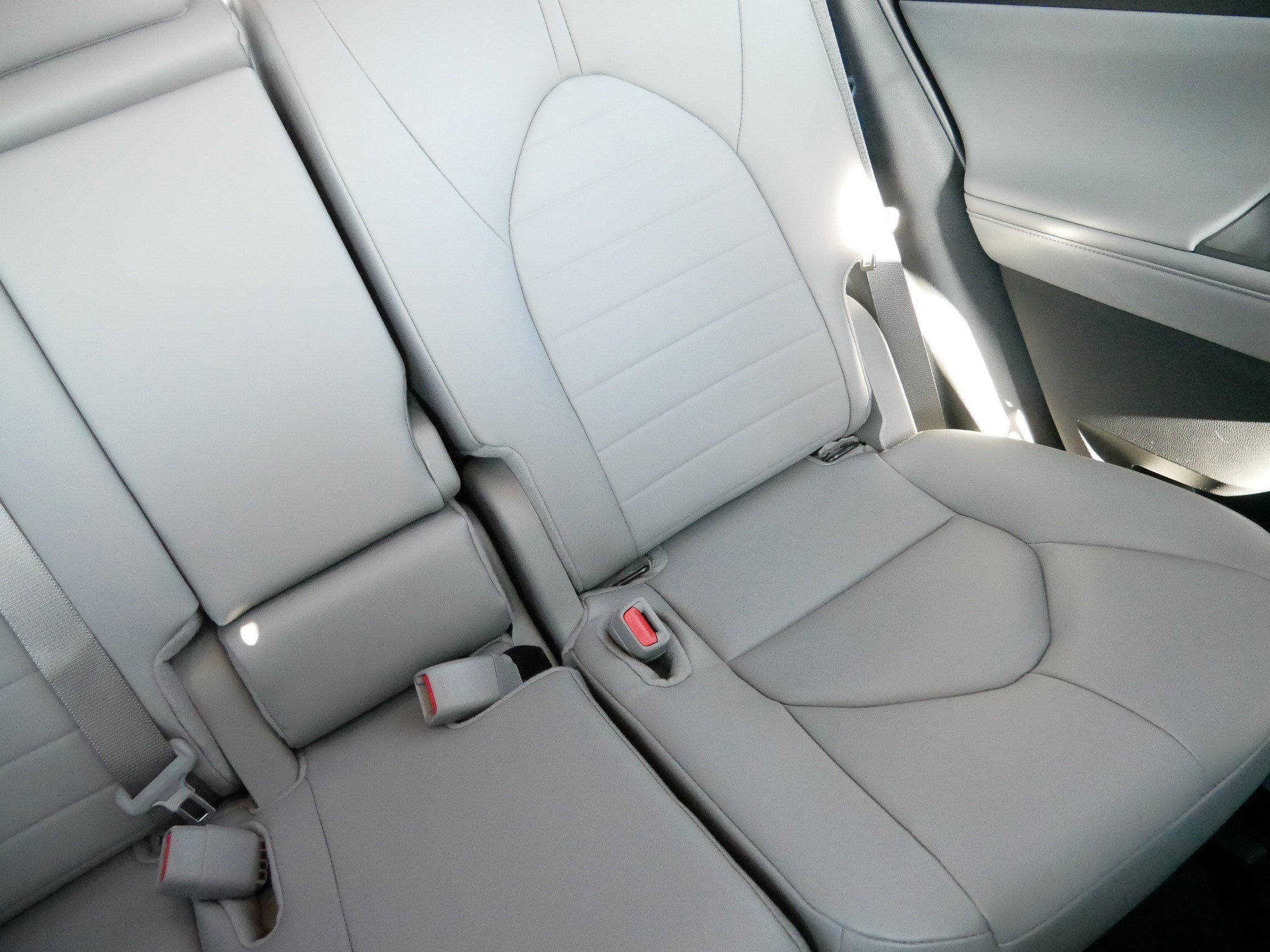 Certified 2026 Toyota Highlander XLE image 14