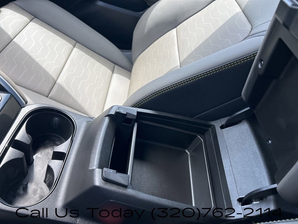 Certified 2025 Chevrolet Colorado ZR2 w/ Technology Package AWD/4WD image 30